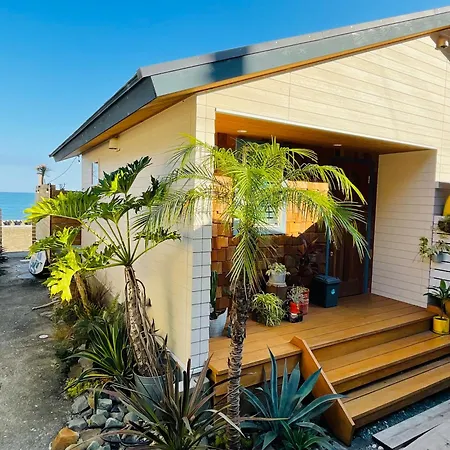 Pacifico Surf House - By The Sea Villa Shishikui Exterior photo
